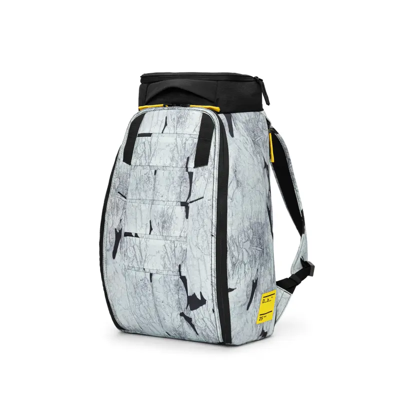 DB Hugger Backpack 25L Basalt White