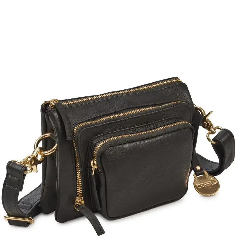 Octopus Denmark Style Oslo i sort læder m. guld. Ultratjekket og cool clutch, skulder- og crossbodytaske. Superfed taske m. mange rum