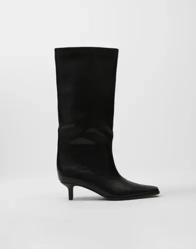 Nelly Nelly - Svart - Squaretoe Under Knee Boot