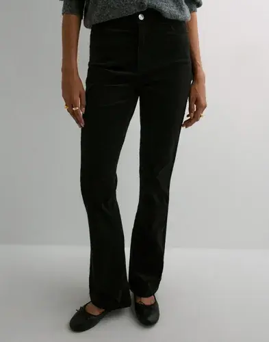 Pieces Pieces - Svart - Pcjoya Hw Flared Corduroy Denim Jea
