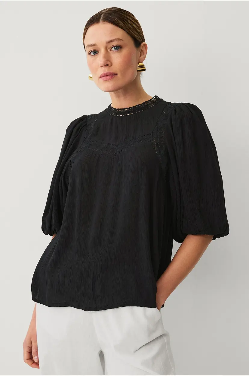 Ellos Collection Bluse med blondeinnsatser - Svart