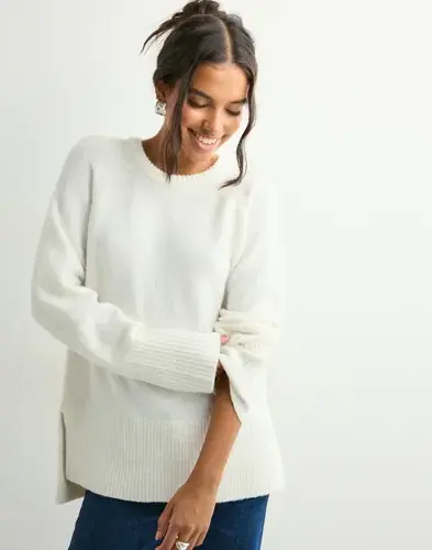 Nelly Nelly - Hvit - Slit Knit Sweater