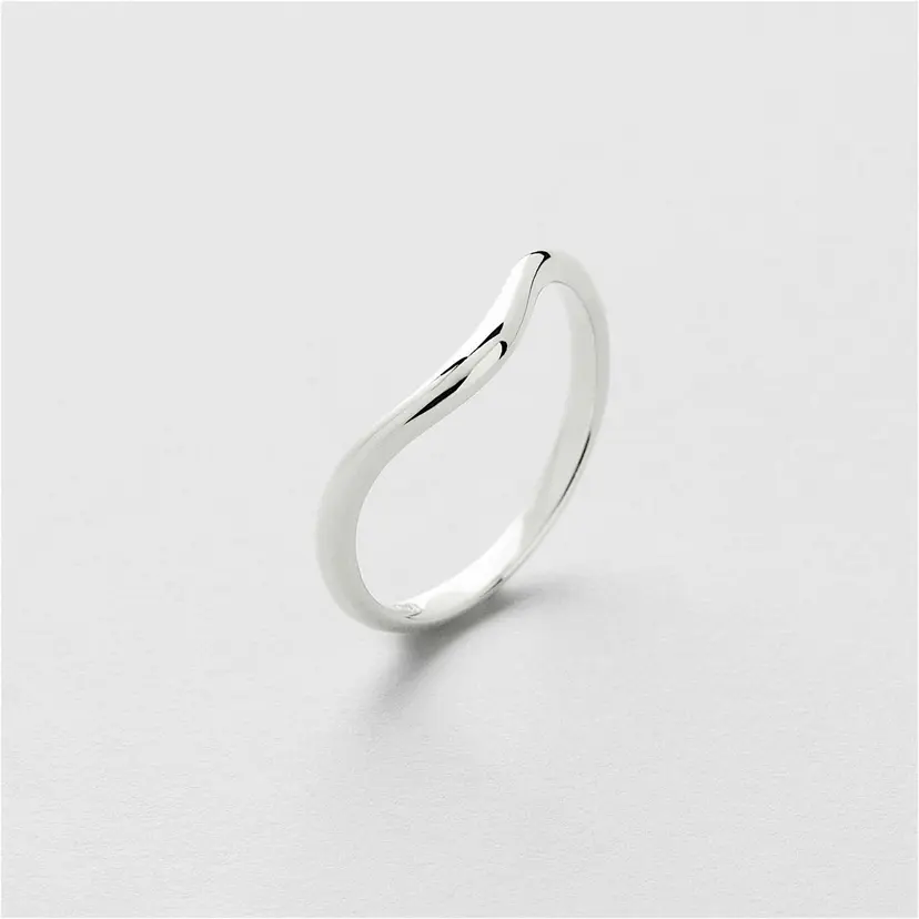 Safira Curve Ring
