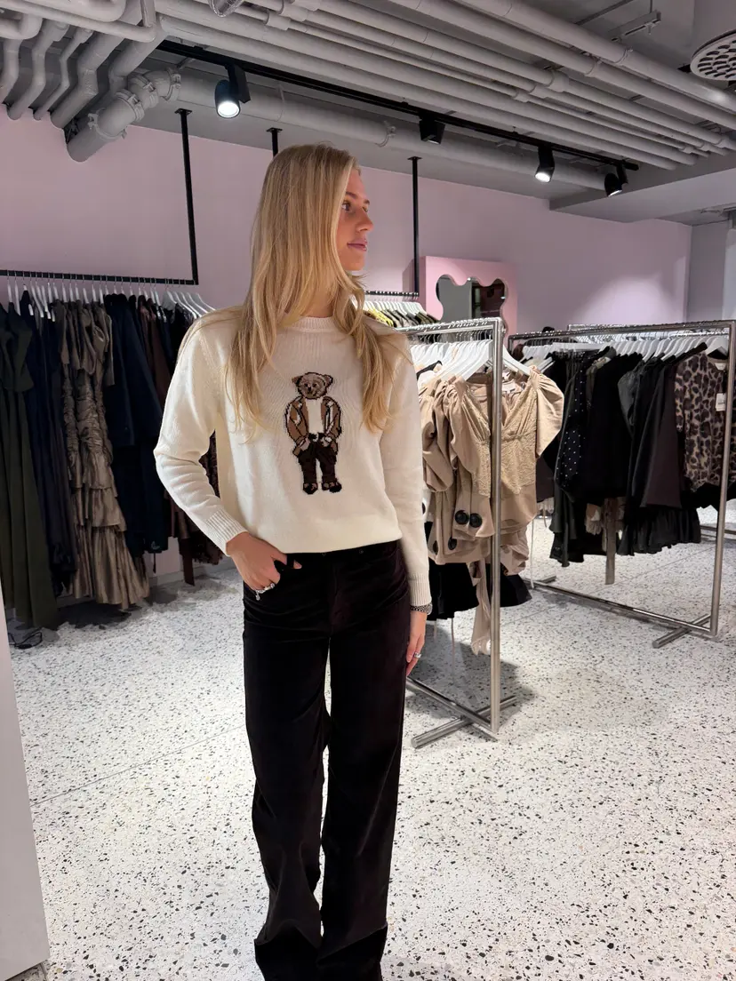 Vicolo Bear Sweater Cream