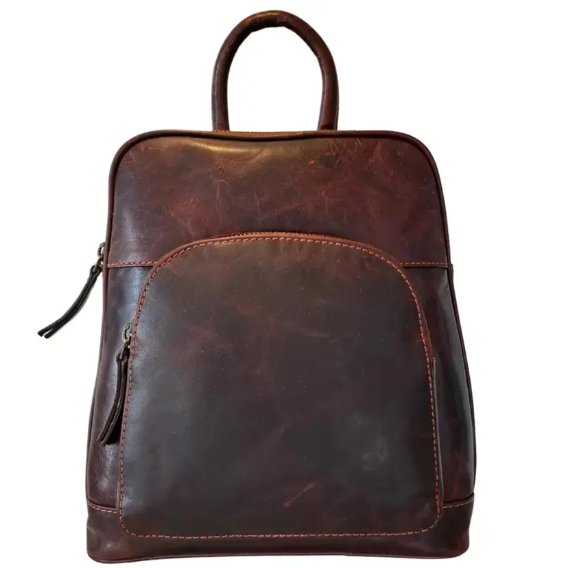 Octopus Denmark Style Peru i smukt mørkebrunt læder. Funktionel og stilfuld unisex rygsæk i buff oily-læder med et råt, mat finish og fede detaljer