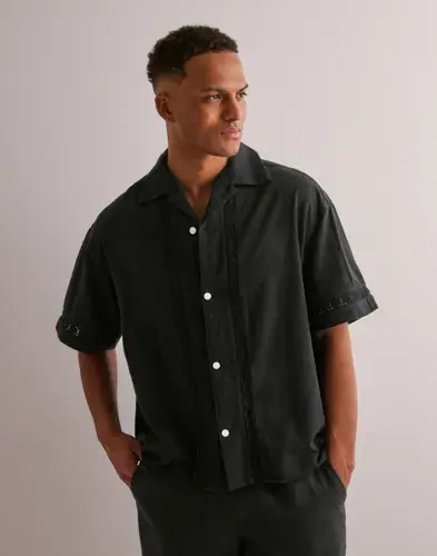 Jack & Jones Jack & Jones Jormarrakech Detail Shirt Ss Mønstrete skjorter Svart