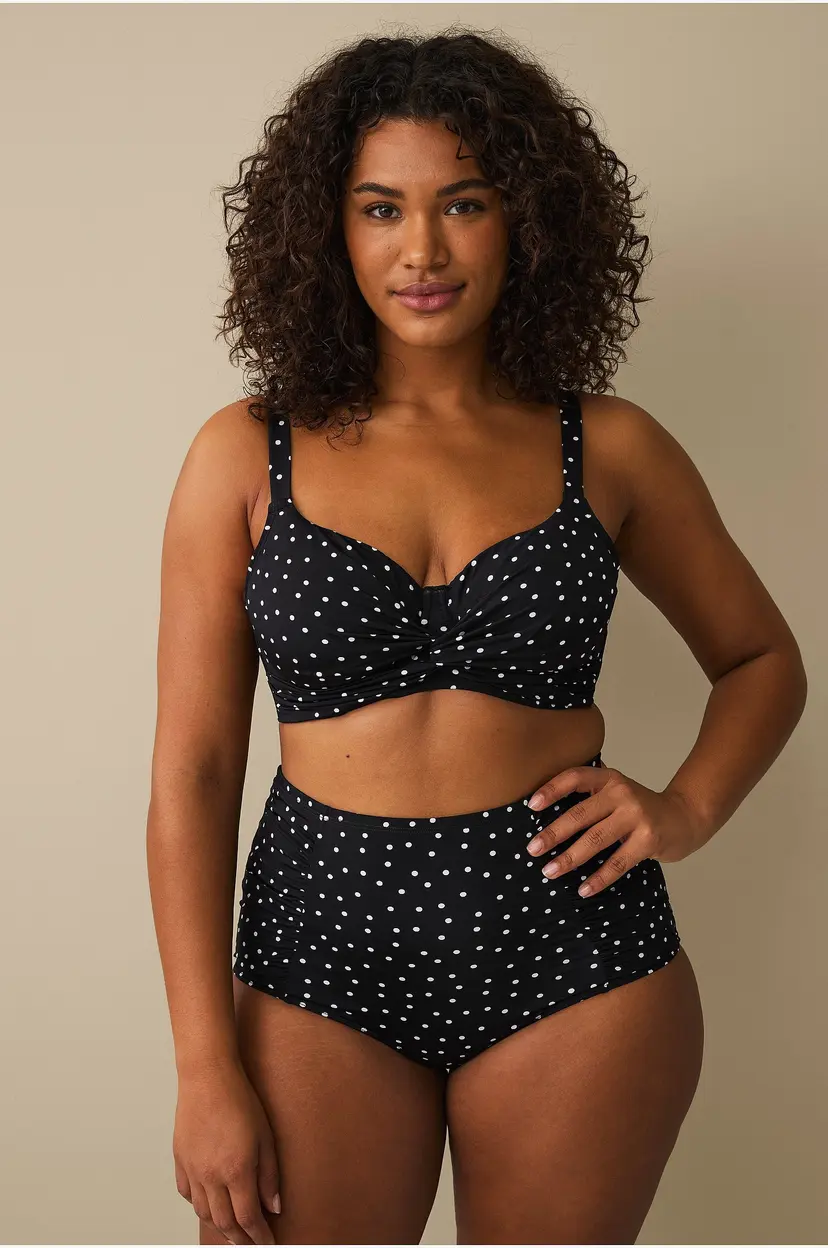 Ellos Plus collection Bikinitruse med shaping-effekt - Svart
