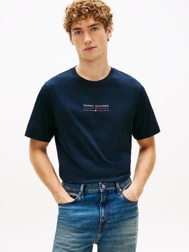 Tommy Hilfiger BRAND LOVE LOCKUP TEE