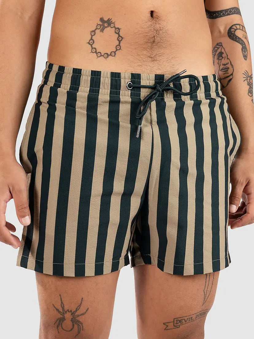 Urban Classics Urban Classics Striped Seersucker Swim Boardshorts grønn