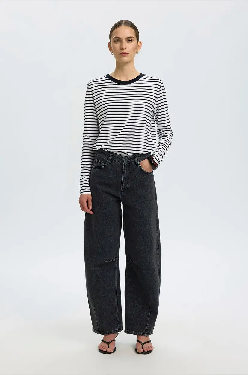 Selected Women Topp slfEssential LS Striped O-neck Tee - Svart