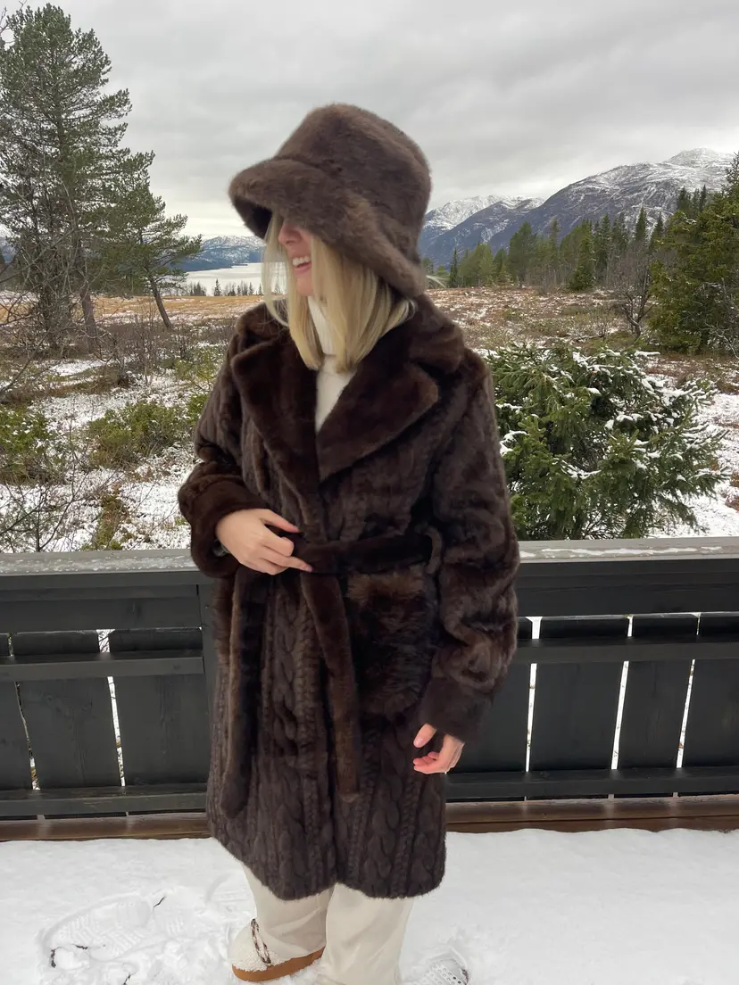 Noma Aspen Kåpe Minkbrun