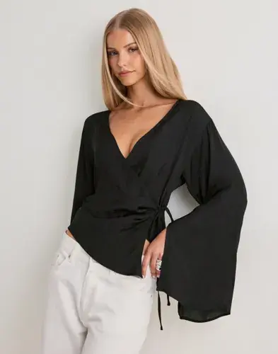 Nelly Nelly - Svart - Wrap Wide Sleeve Blouse