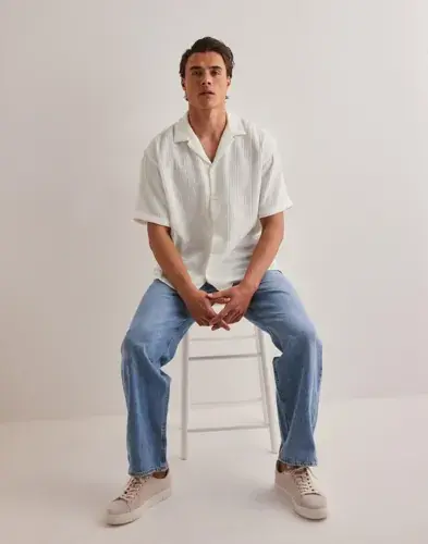 Jack & Jones Jack & Jones Jjematteo Resort Shirt Ss Sn Kortermede skjorter Hvit