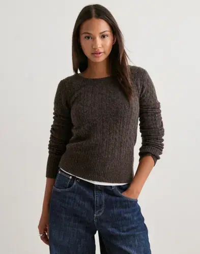 Nelly Nelly - Brun - Tight Cable Knit Sweater