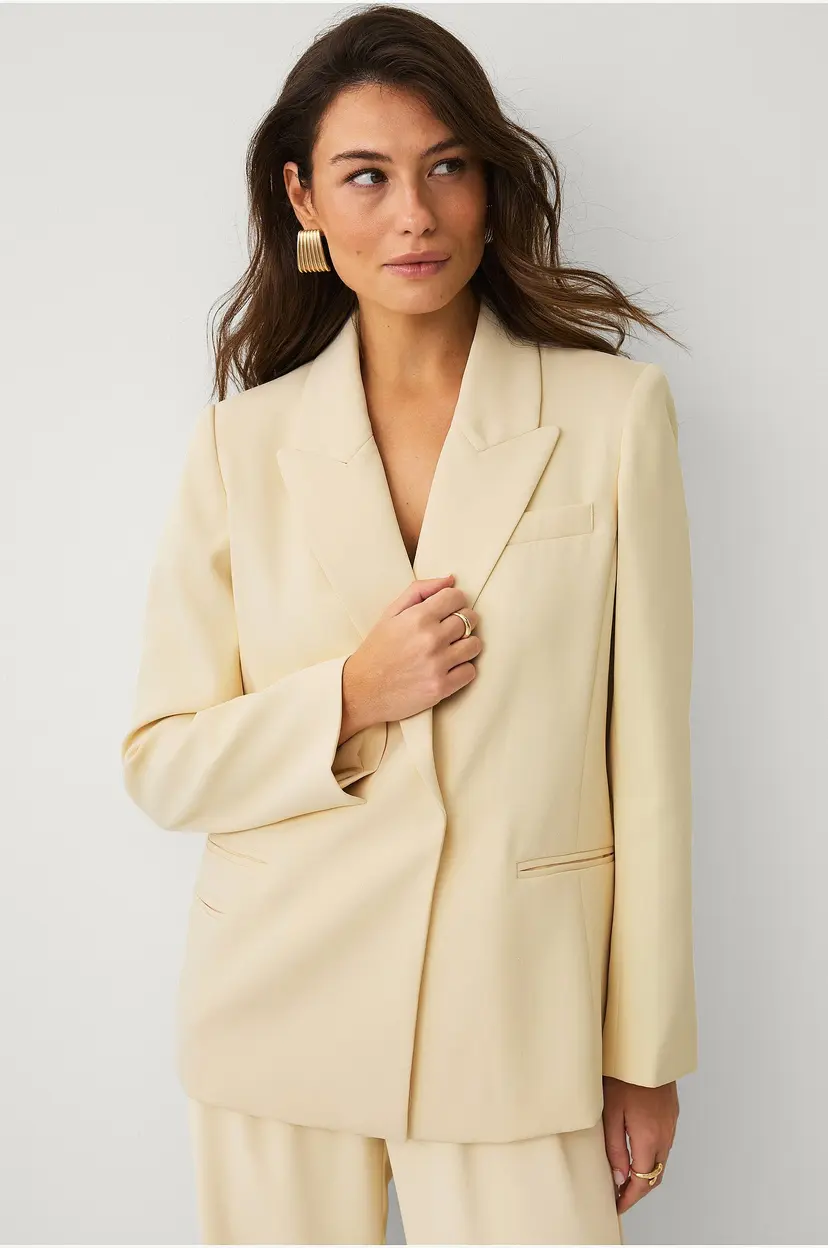 Ellos Collection Oversize blazer med skjult knappstolpe - Gul
