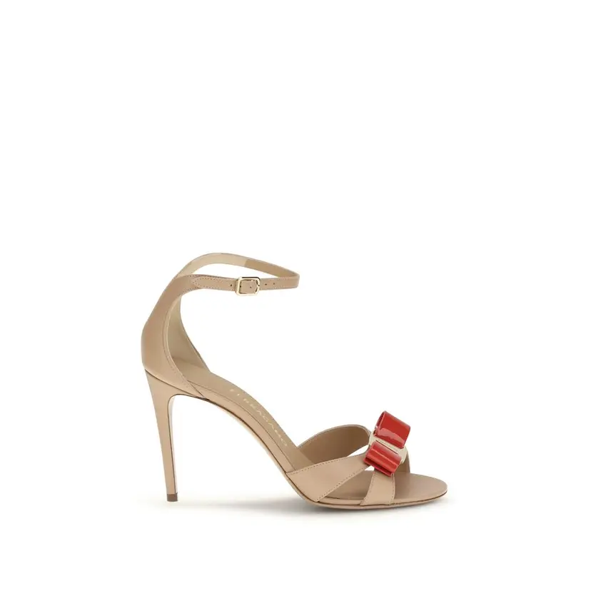 Ferragamo Ferragamo Høyhælte sandaler – Beige