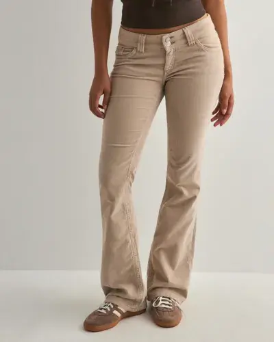 Nelly Nelly - Beige - Low Waist Corduroy Stitch Jeans
