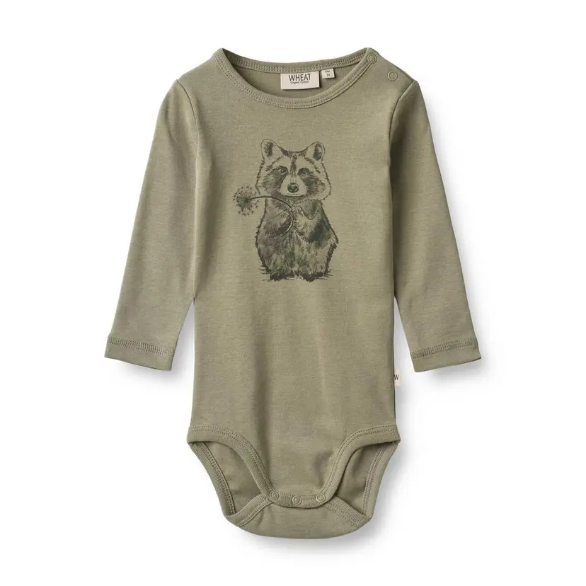 Wheat Wheat Body Raccoon Sage (74 / 9 mnd)