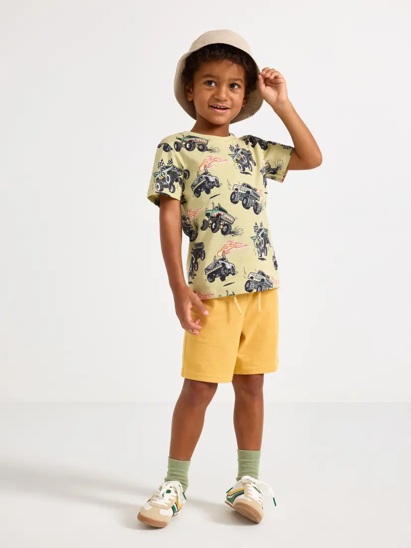 Lindex Mellomlange shorts