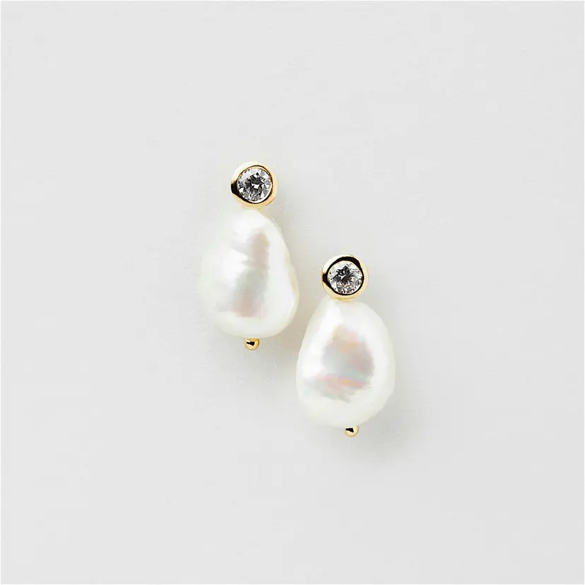 Safira Harlow Pearl Studs