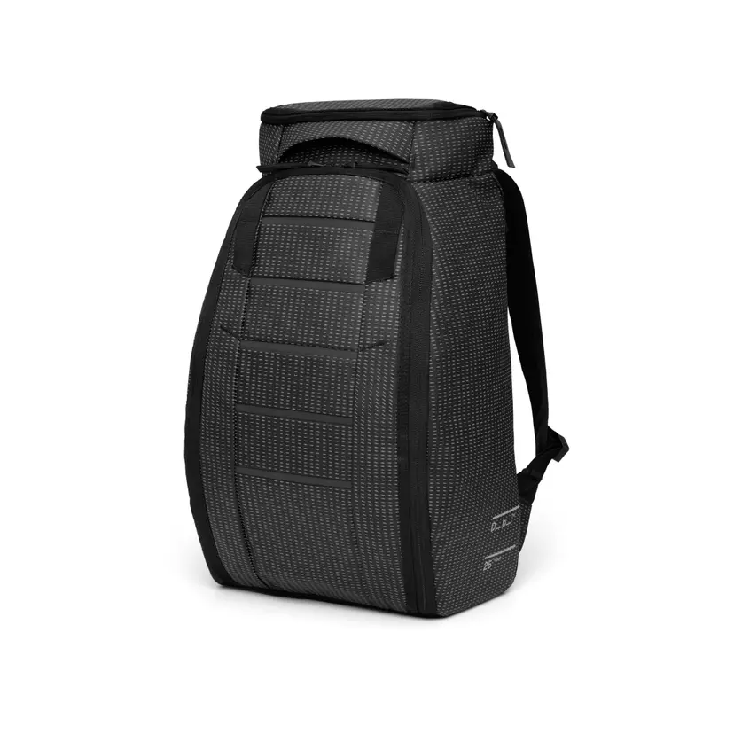 DB Hugger Backpack 25L Reflective Black