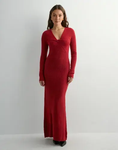 Nelly Nelly - Rød - Long Twist Knit Dress