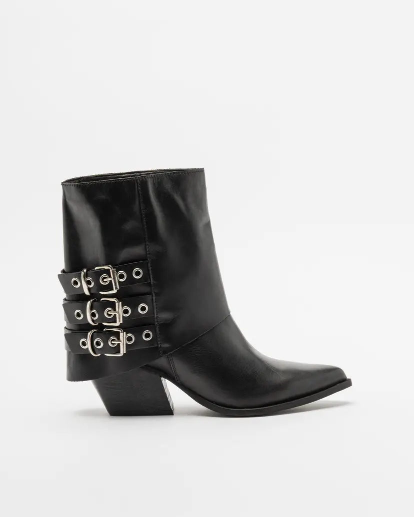PROF PROF GEORGE Black Boots