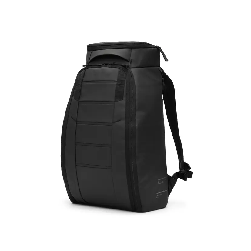 DB Hugger Backpack 25L Black Out