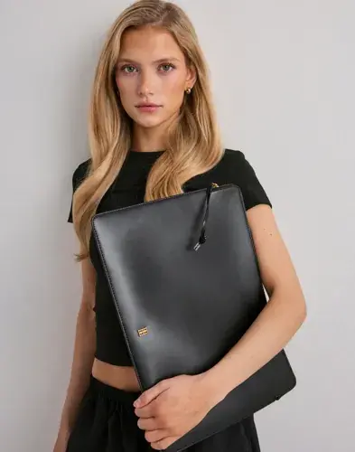 By Malene Birger By Malene Birger - Svart - Aya Laptop