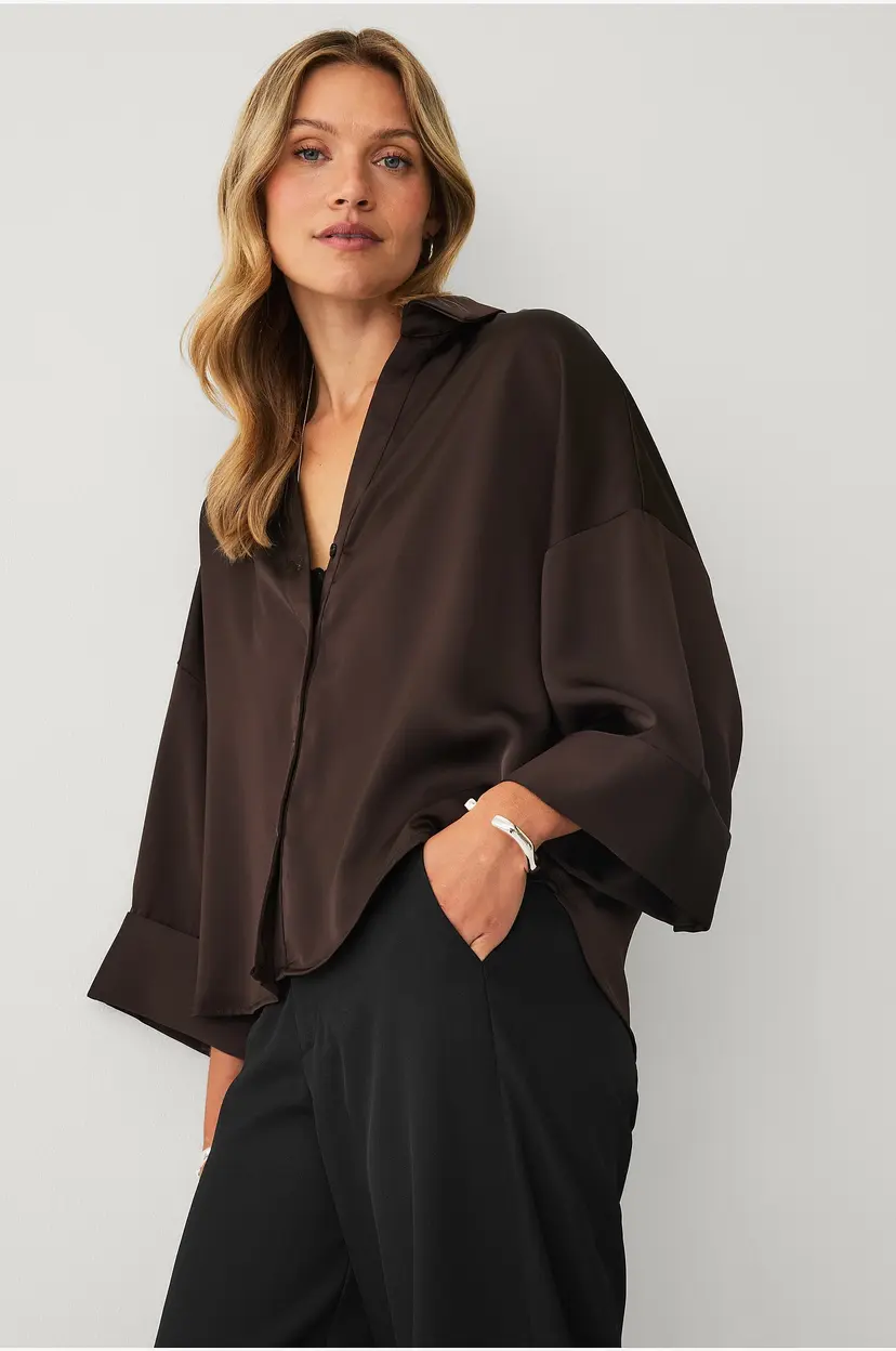 Ellos Collection Bluse i sateng - Brun