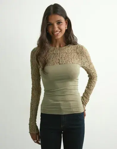 Nelly Nelly - Grønn - Lace Blocking Top