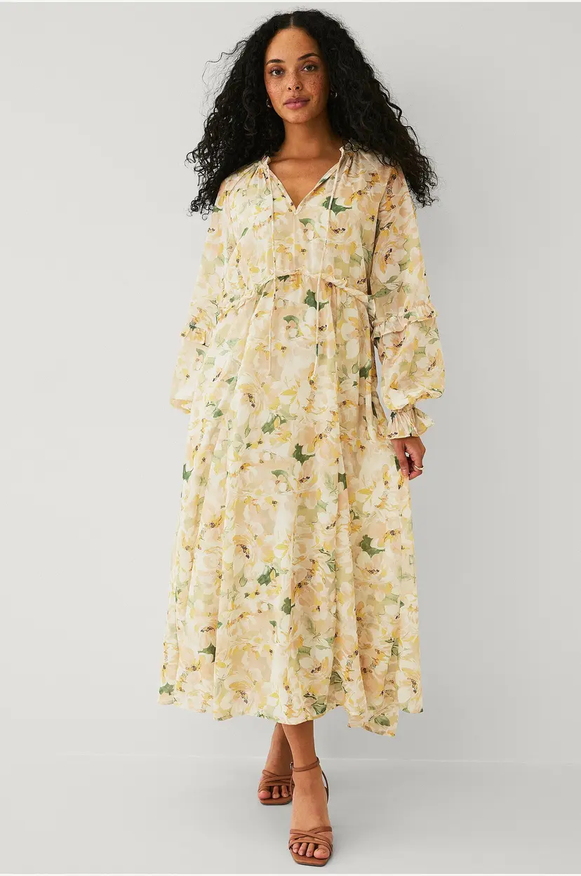 Ellos Collection Maxikjole i chiffon - Gul