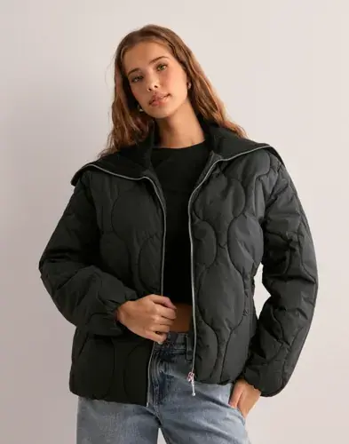 ONLY Only - Svart - Onlvanora Quilted Jacket Otw