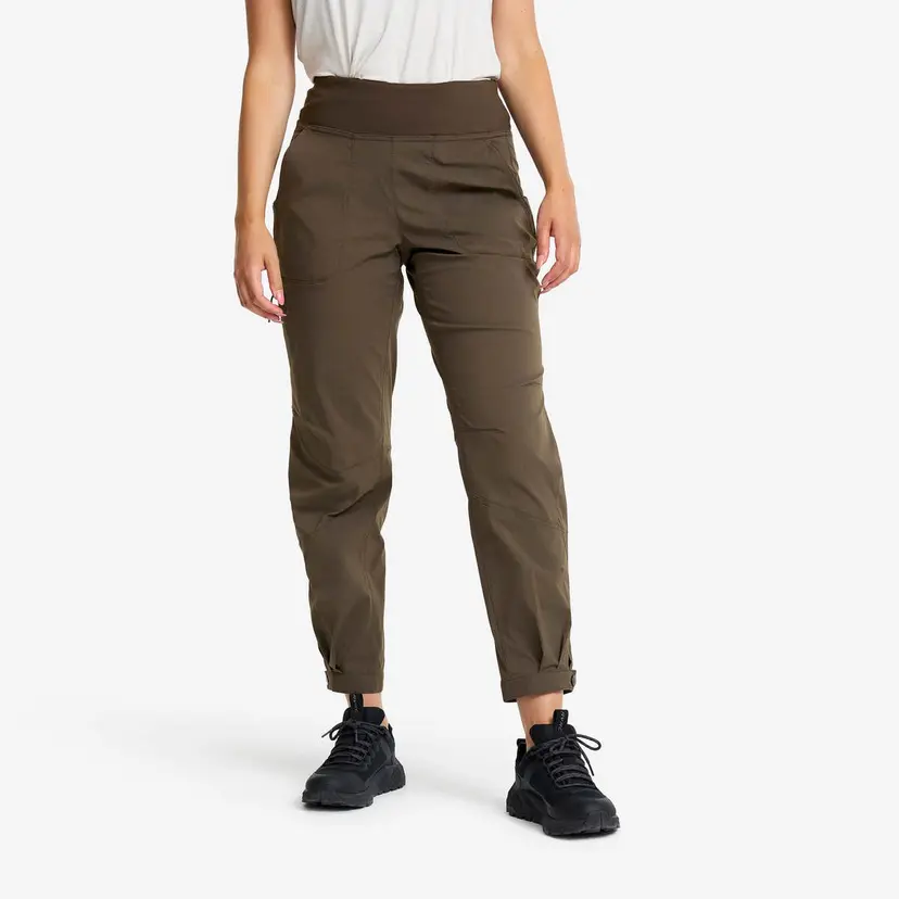 RevolutionRace Breezy Curved Ankle Stretch Pants Dame Mud