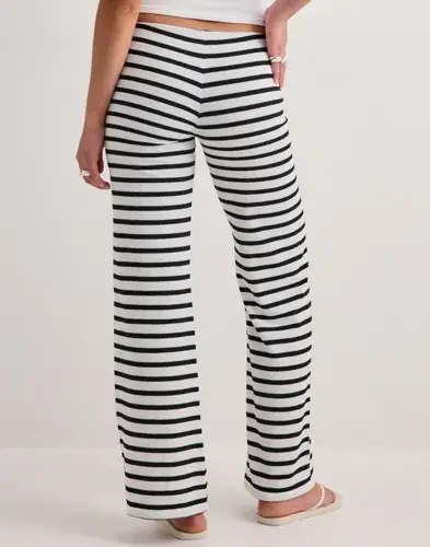 Nelly Nelly - Rutete/Stripete - Stripe Knit Pants
