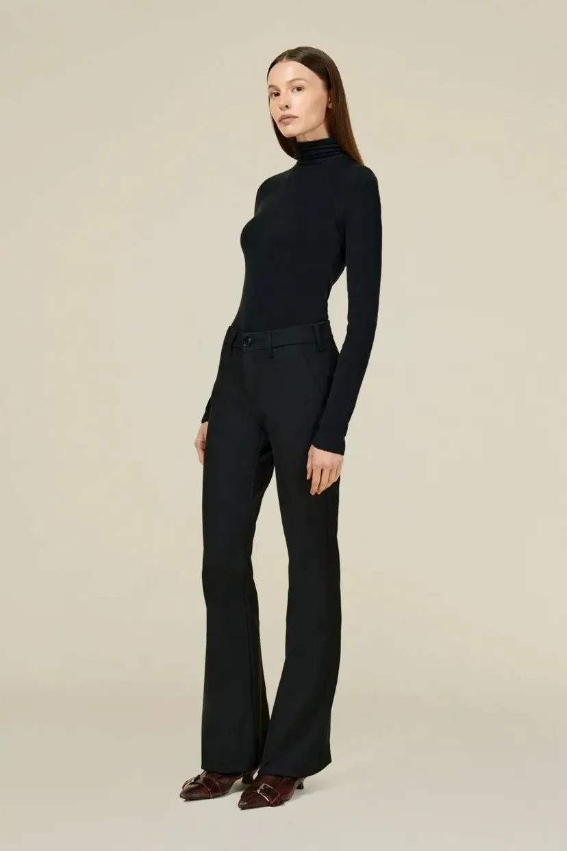 Lois Silvia Suple Roble Wool Black - L34W25