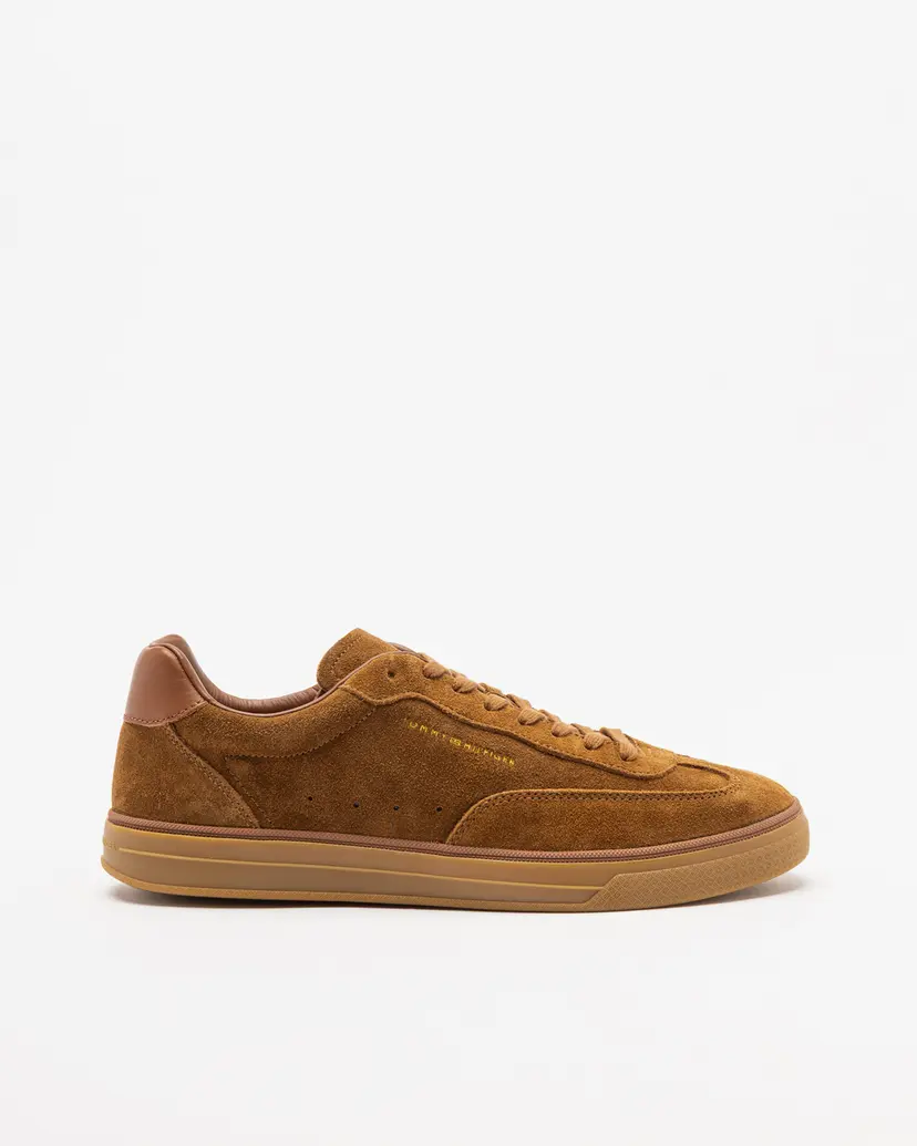 Tommy Hilfiger Tommy Hilfiger TH Lo Lux Suede Sneaker Camel Sneakers