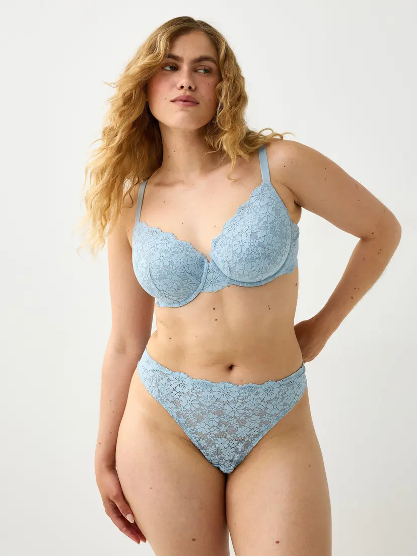 Lindex Lilja t-skjorte-bh med blonder