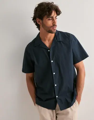 Selected Men Selected Men Slhrlxreid Ss Shirt Kortermede skjorter Blå