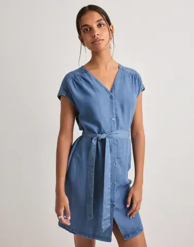 ONLY Only - Blå - Onlcharis Life Short Cap Dress Wvn