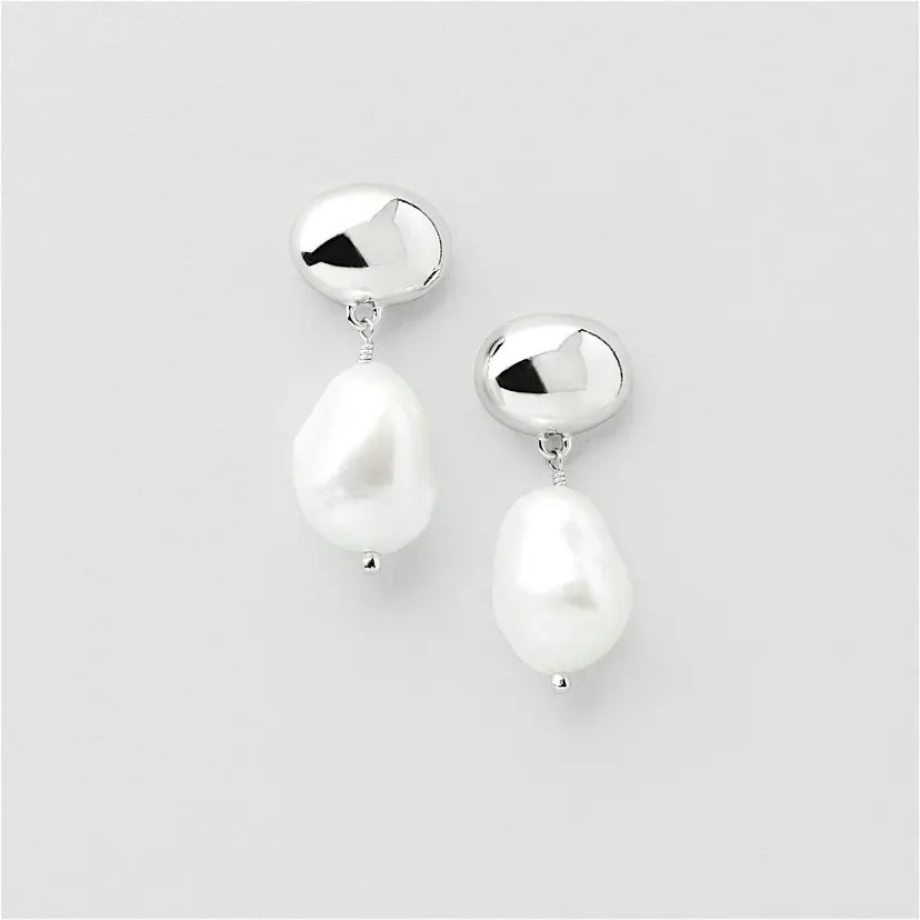 Safira Baroque Pearl Studs