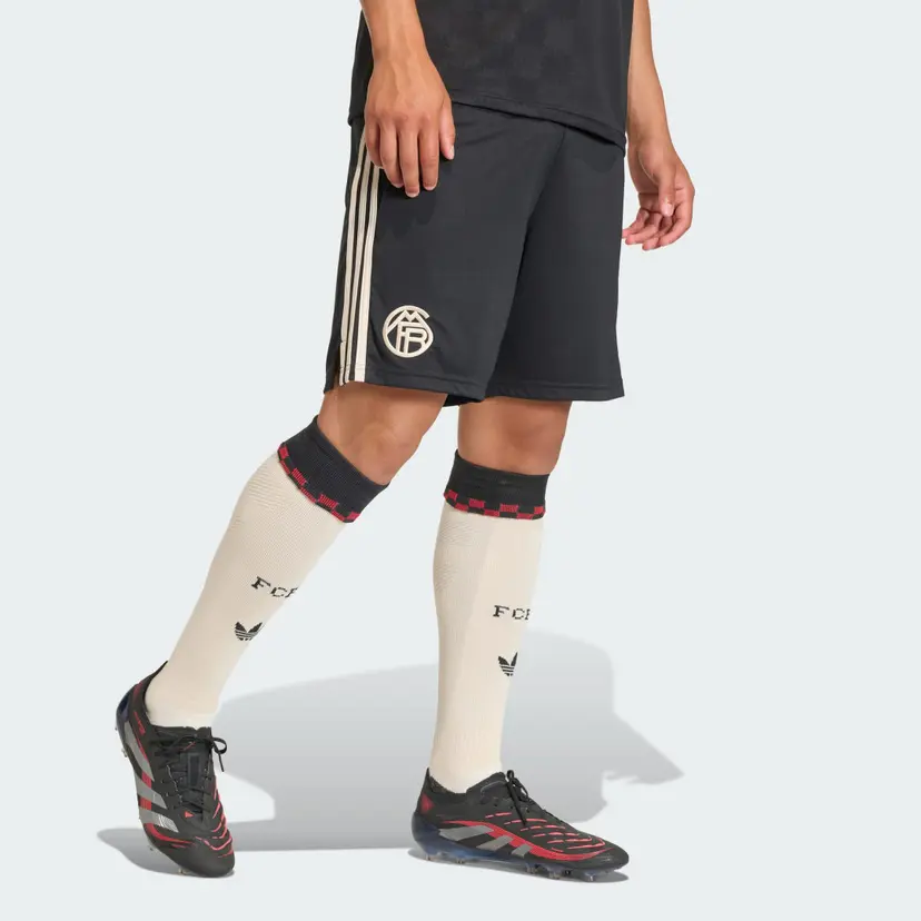 Adidas FC Bayern 25/26 tredjeshorts