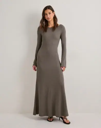 Nelly Nelly - Brun - Knit Maxi Dress