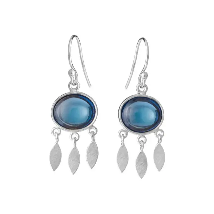 Susanne Friis Bjørner Susanne Friis Bjørner Øreringe - SFB - London blue crystal øreringe i sølv med blad vedhæng - 5675-1-174
