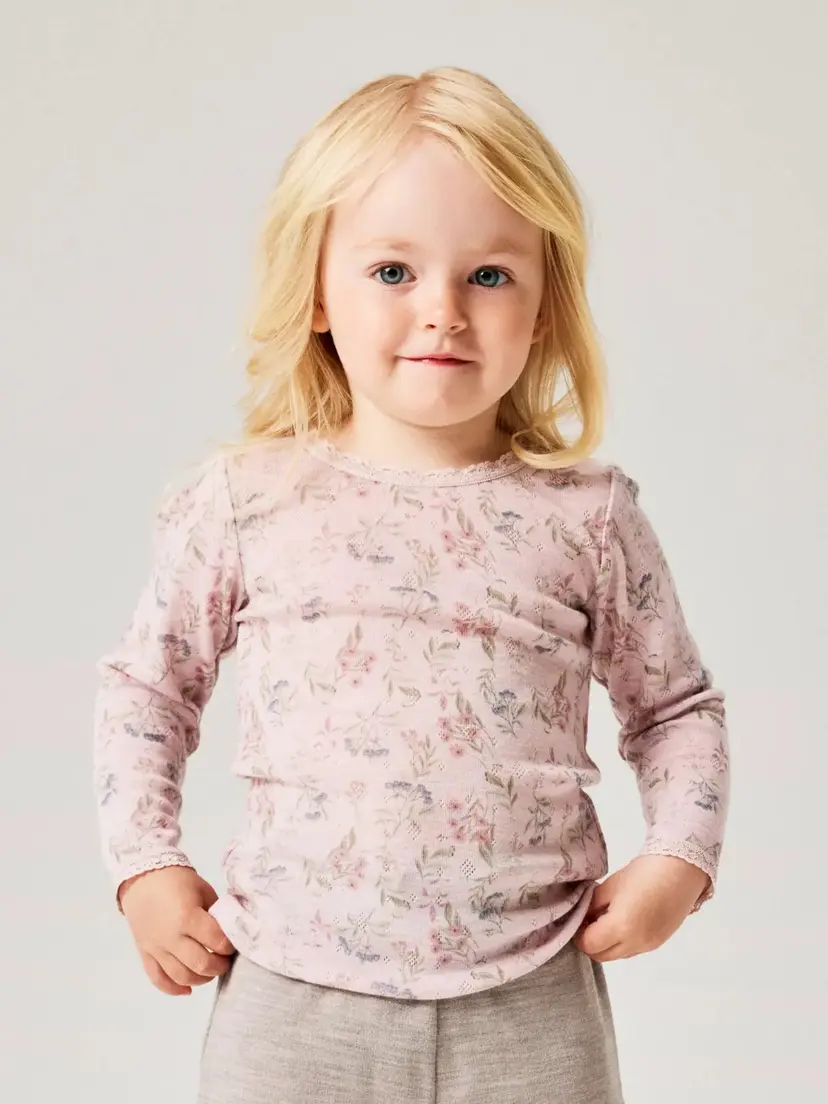 NAME IT Ulltrøye "WANG" Mini Violet Ice Blomster