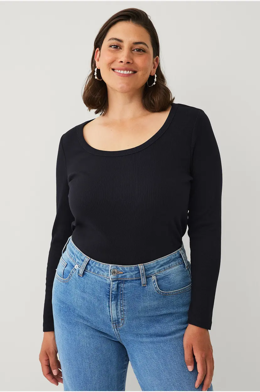 Ellos Plus collection Topp med lange ermer - Svart