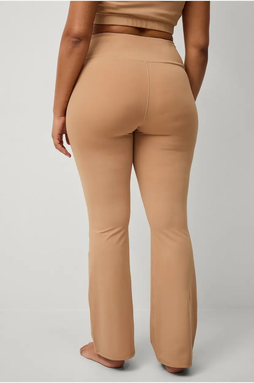Ellos STUDIO Treningstights Flare Soft - Brun