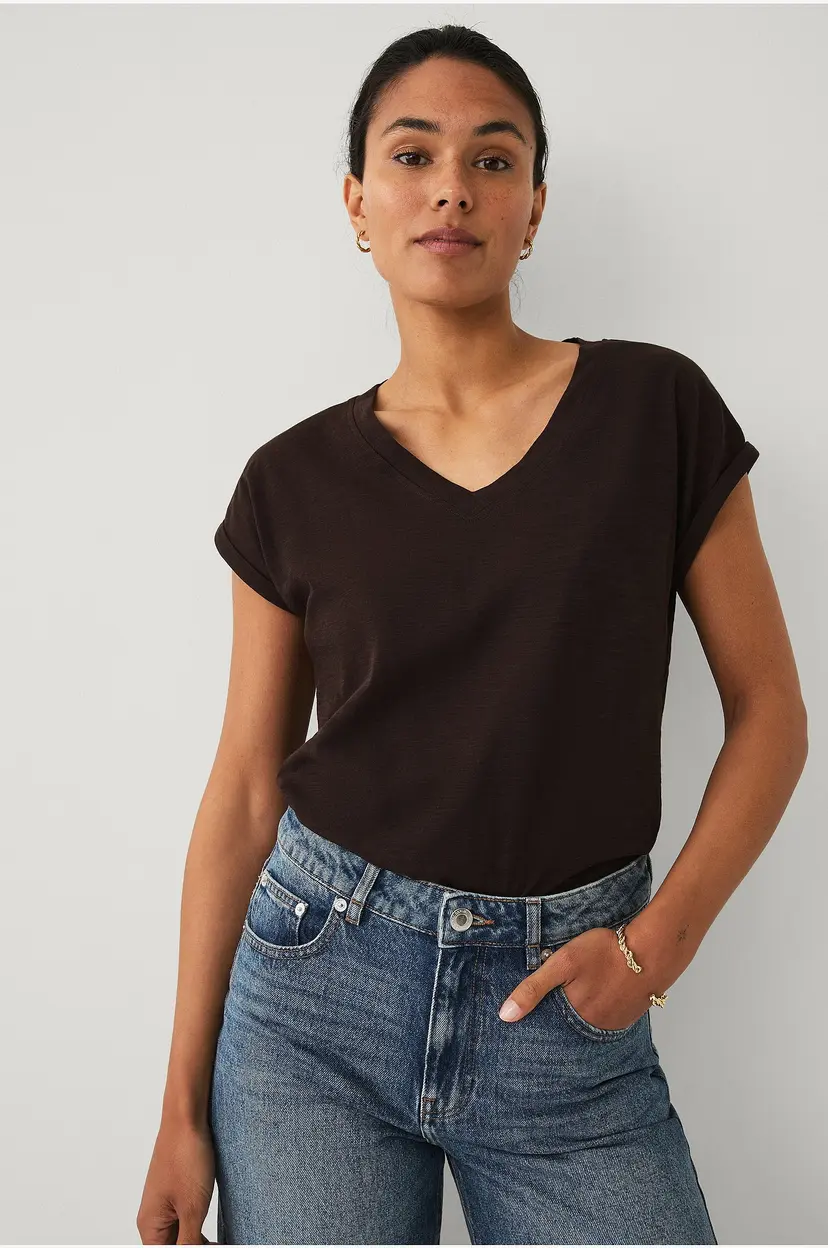 Ellos Collection Topp med v-hals - Brun