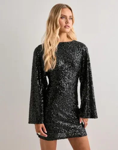 Nelly Nelly - Svart - Glitter Volume Sleeve Dress