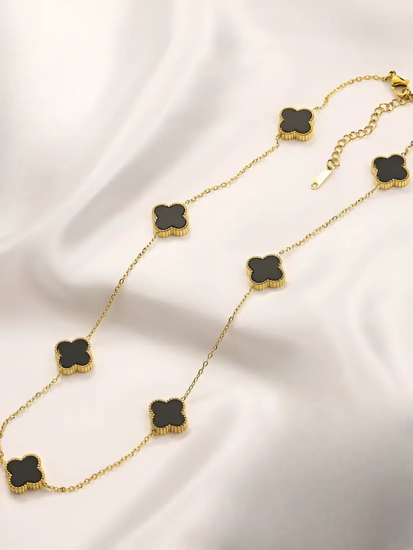 Aiyanna Haily Four Leaf Necklace